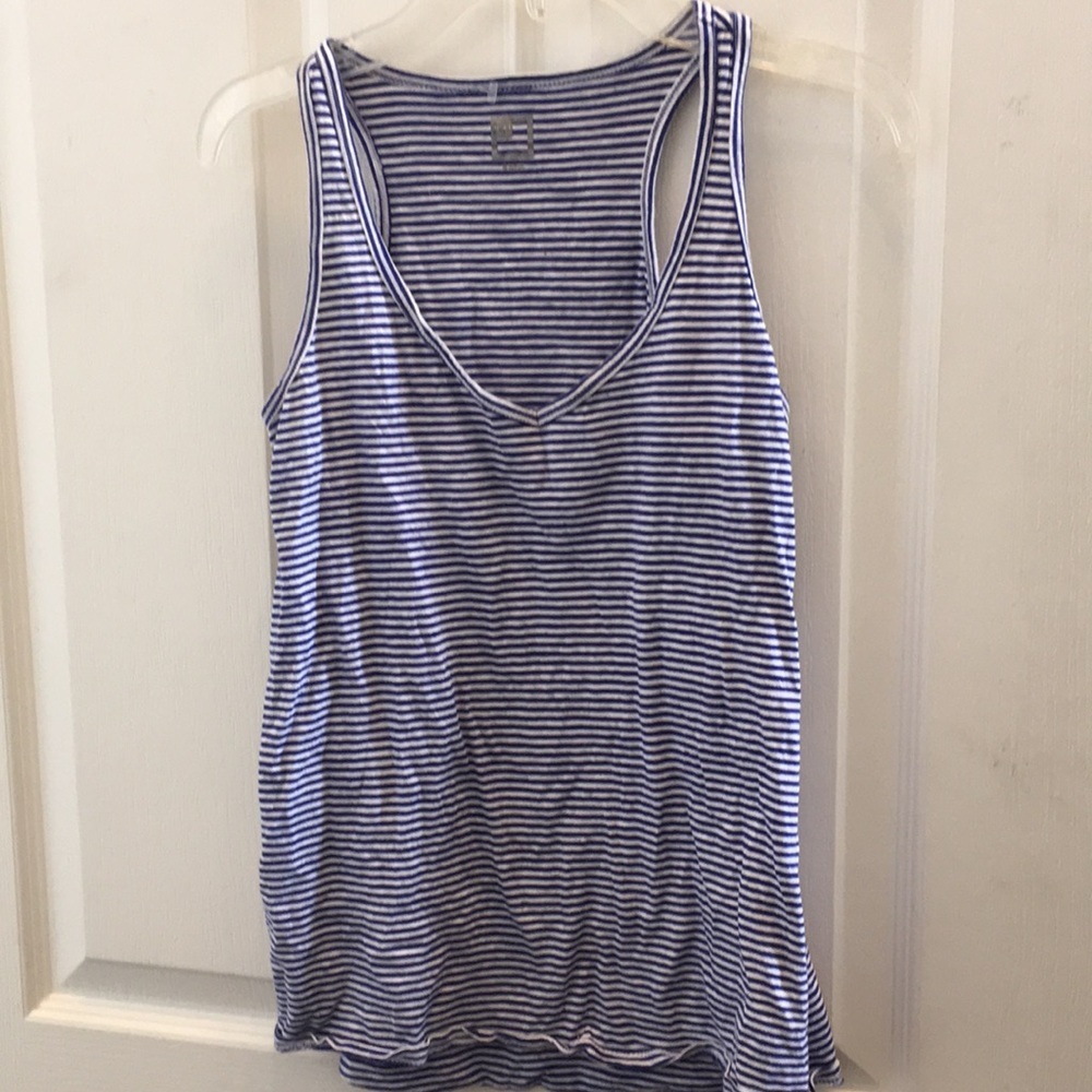 FINAL MARKDOWN Ladies jcp tank small